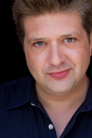 File:Lance Barber.jpg