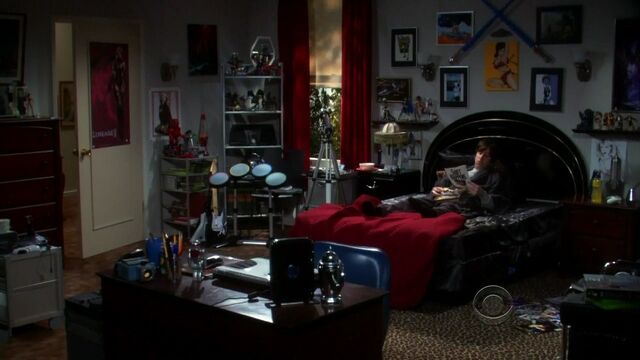 File:S02E12 - Howards room wide shot.jpg