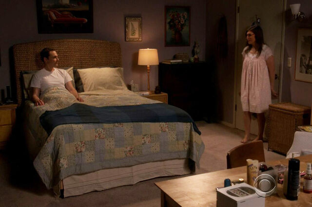 File:Sheldon-amy-bed-zoom-5ac371de-6c17-4910-af7f-ad1dc06852a7.jpg