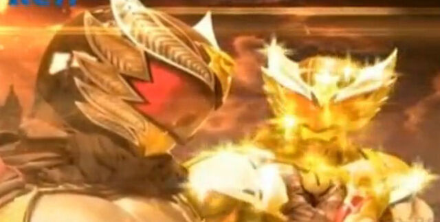 Berkas:Glitter & Legend.jpg