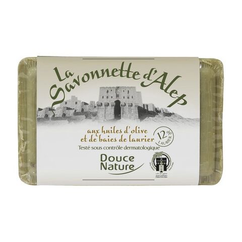 Fichier:Savonnette-alep-100g-presentoir.jpg