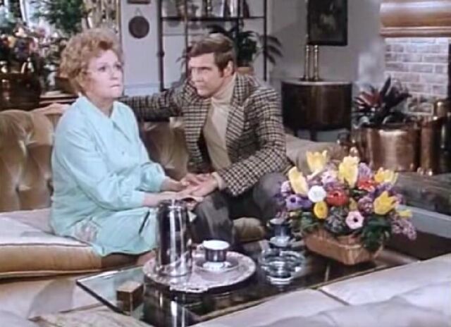File:TC-Steve Confronts Helen.jpg