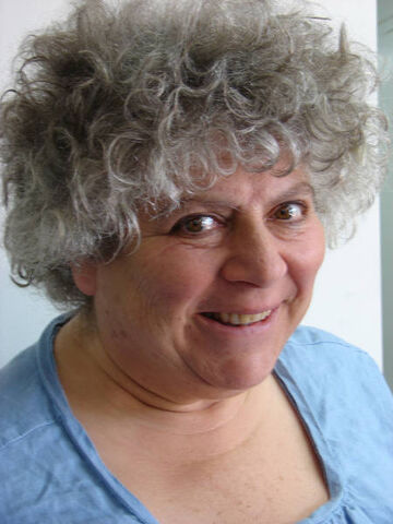 File:Miriam Margolyes.jpg