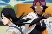 Yoruichi menggoda Byakuya.png