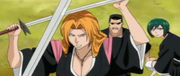 Rangiku protege a Iba y Nozomi