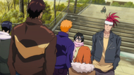 Ichigos friends cheer him up.png