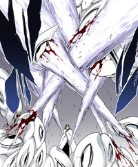 Byakuya destruye los ojos de Äs.png