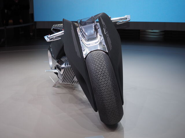 File:BMW Motorrad Vision Next 100-04.jpg