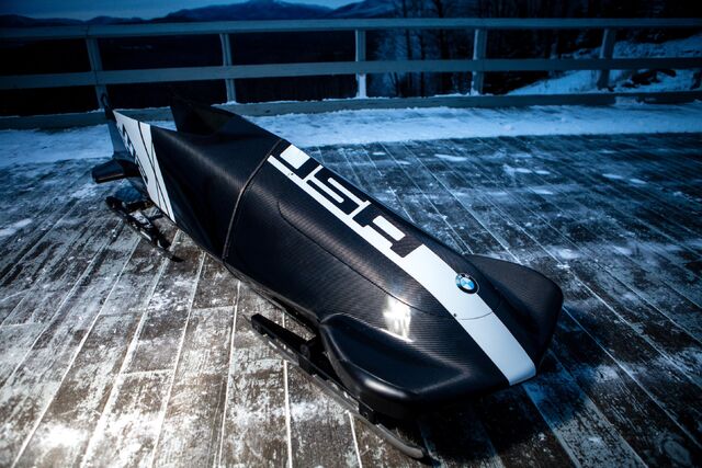 File:BMW 2M Bobsled-01.jpg