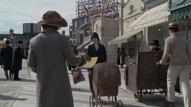 File:Margaret canvassing.jpg