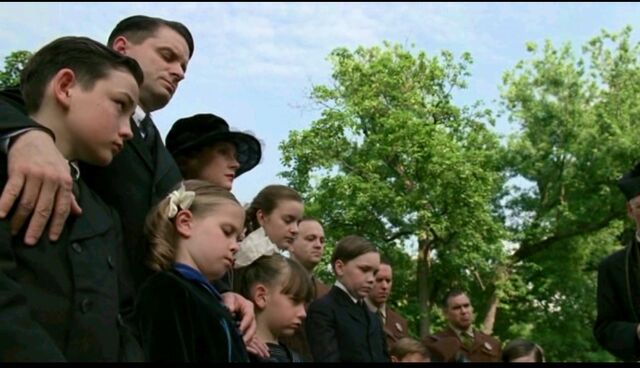 File:Boardwalk Empire - Episode 9 - Funeral.jpg