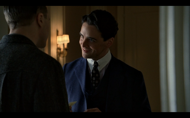 File:Luciano-Darmody.png