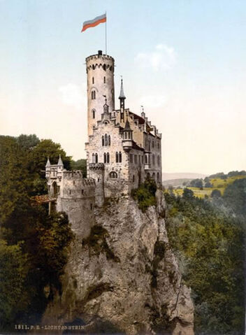 File:Lichtenstein-castle2-1-.jpg