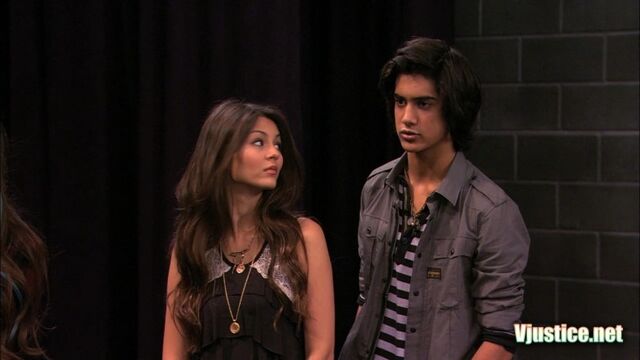 File:830px-Beck-Tori-1x06-avan-and-victoria-12246523-1280-720.jpg