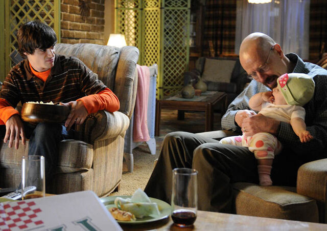 File:Episode-3-jr-walt-holly.jpg