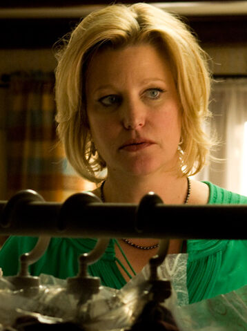 File:Episode-8-skyler-white-3.jpg
