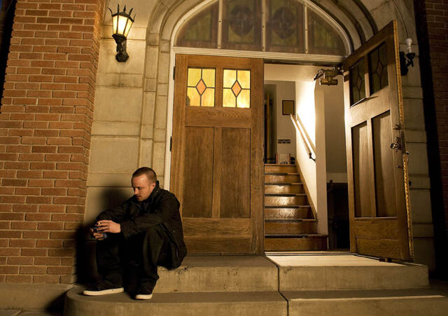 File:Episode-7-Jesse-2.jpg