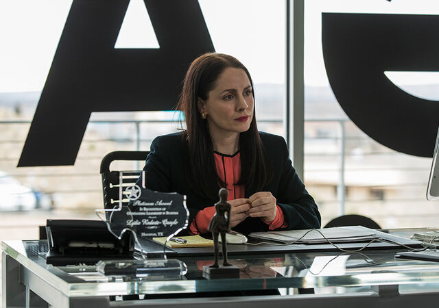 File:Better-call-saul-episode-309-lydia-fraser-935.jpg