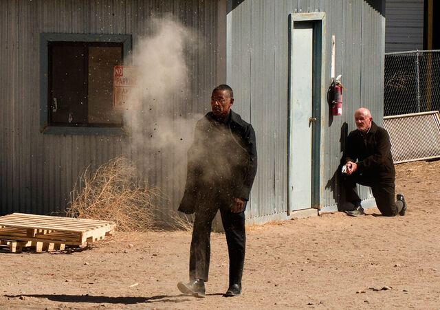File:Episode-9-gus-fring-mike.jpg