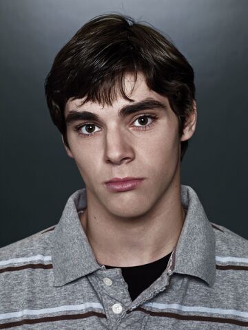 File:Season 2 - Walt Jr.jpg