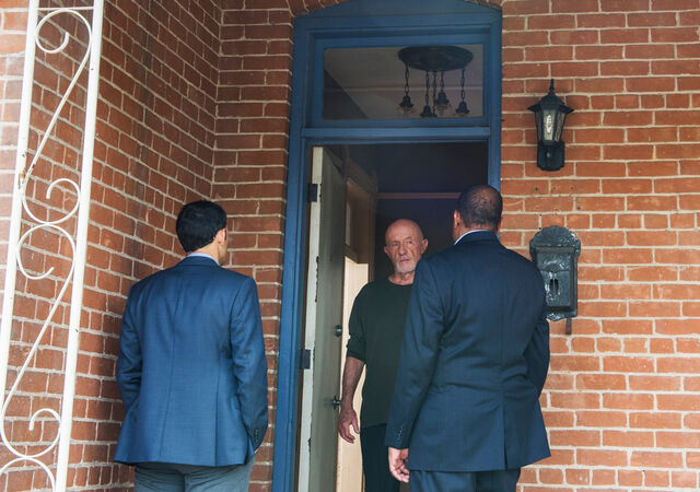 File:Better-call-saul-episode-105-mike-banks-2-sized-935.jpg