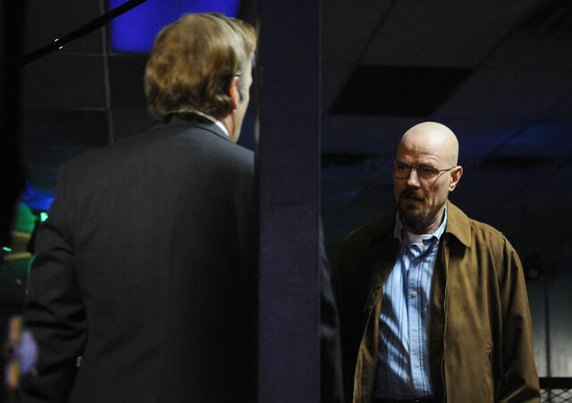 File:Episode-13-Saul-Walt-760.jpg