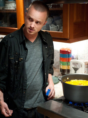 File:Episode-9-jesse-pinkman-2.jpg