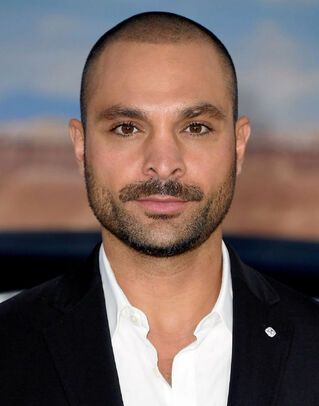 File:Michael Mando.jpg