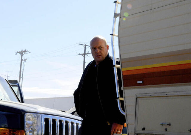 File:Episode-6-Hank-Post-760.jpg