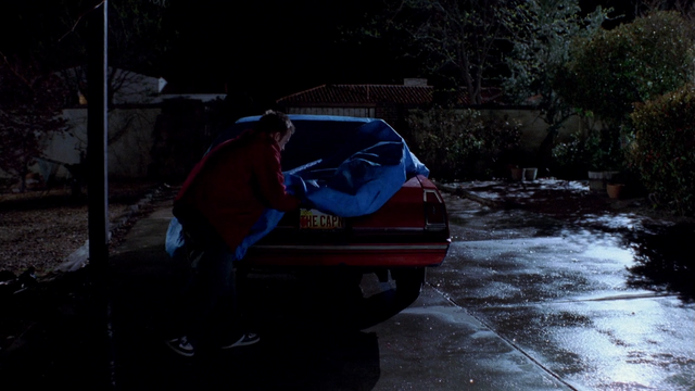 Archivo:1x01 - Pilot 125.png