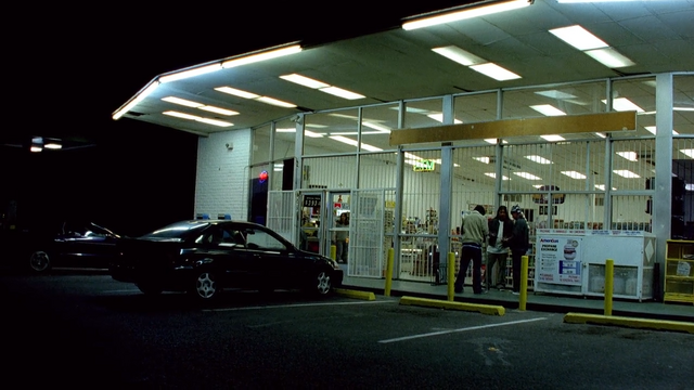 Archivo:1x05 - Tienda.png