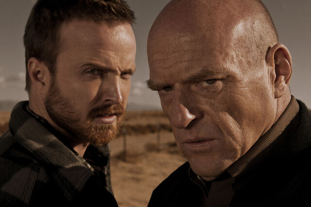File:Jesse & Hank S5b.jpg