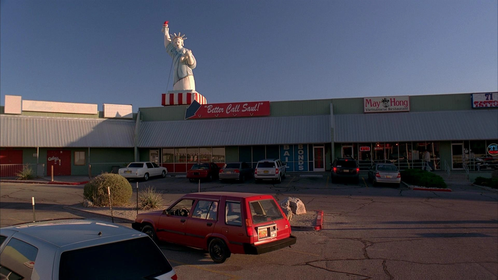 Imagen 2x08 Better Call Saul 6.png Breaking Bad Wiki FANDOM