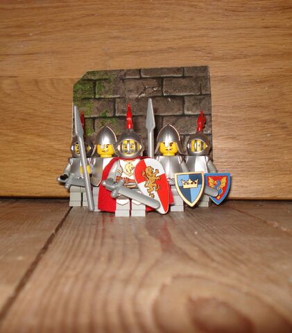 File:King’s guards.jpg