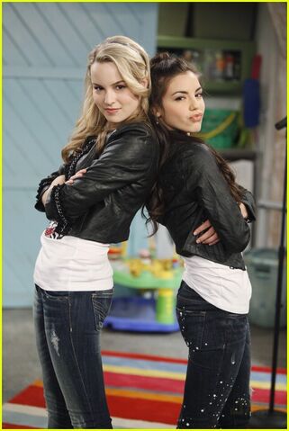 Archivo:BridgitSamantha1 (9).jpg