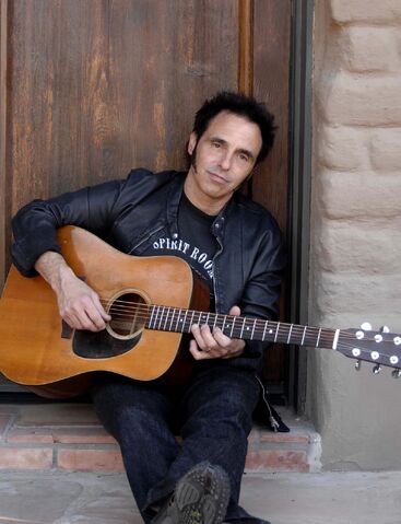 File:Nils Lofgren.jpg