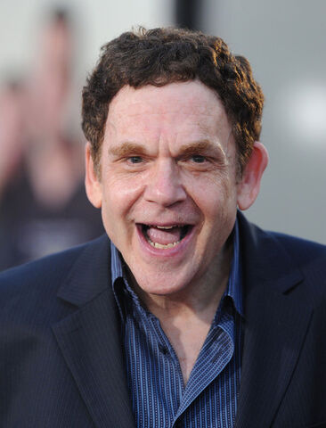 File:Charles Fleischer Funny People Premiere dywXAjDtOZIl.jpg