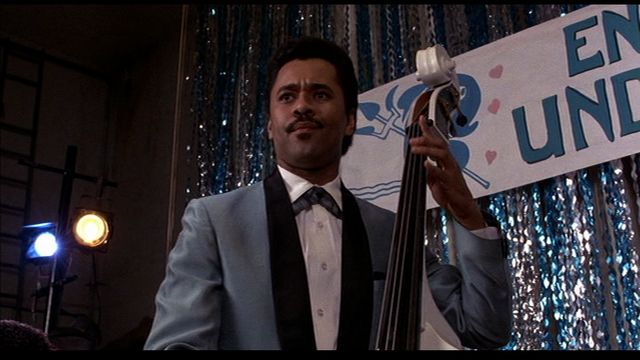 File:Starlighters's Bassist.png