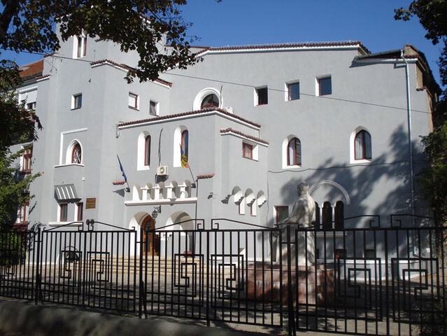 Fișier:Institutul de Endocrinologie C.I.Parhon.jpg