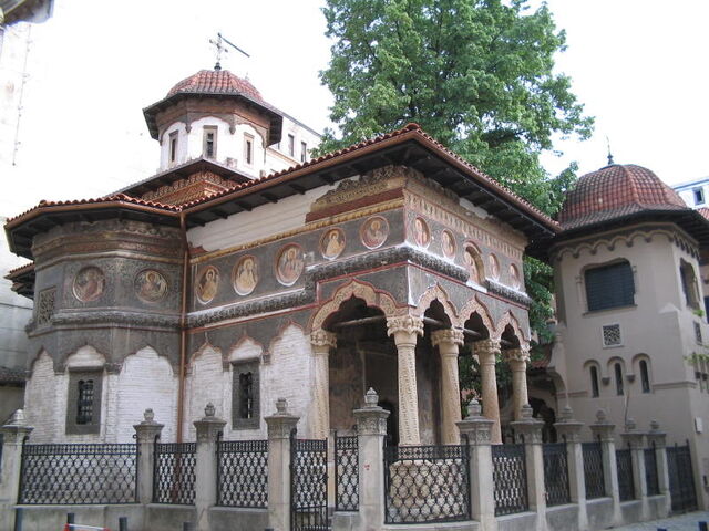 Fișier:Biserica Stavropoleos.jpg