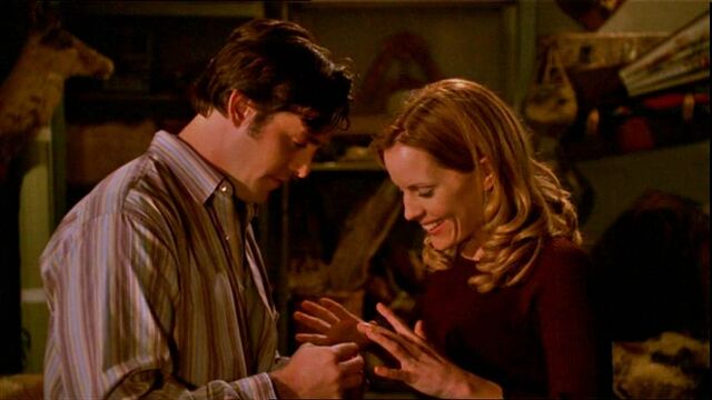 File:Buffy 5x22 Xander Proposes To Anya.jpg