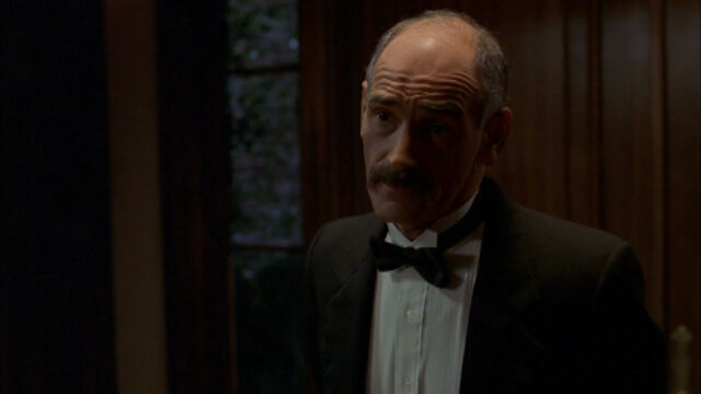 File:5x02JR1135.jpg