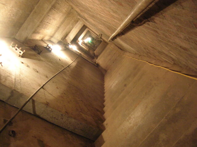 檔案:CRR stairway angle.jpg