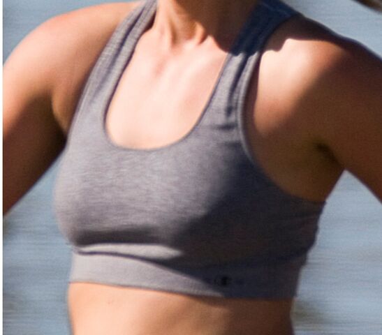 File:Sportsbra.jpg