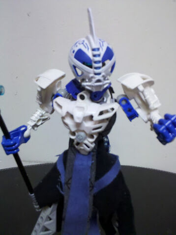 File:Zealot robes full.jpeg