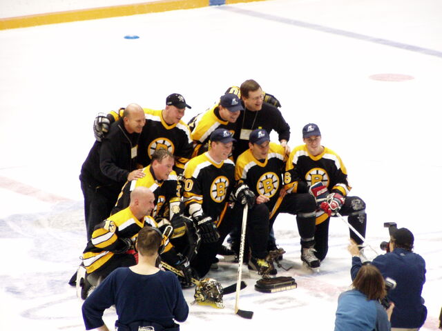 File:PondHockeyChamps2005.jpg