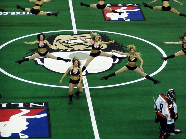 File:Roughnecks Cheerleaders.jpg