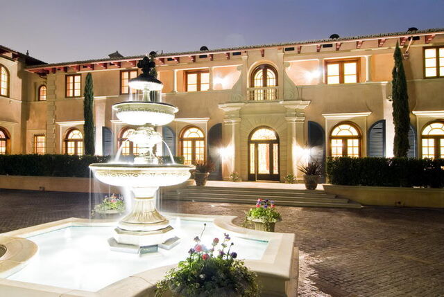 Fichier:77BeverlyPark-1.jpg