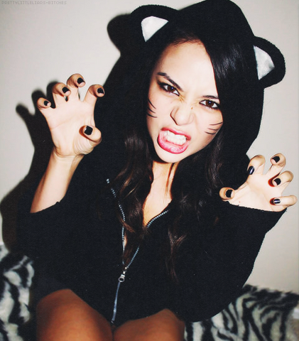 File:JanelKittyy.png