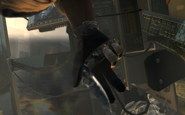 File:Sandman unfolding the knife.png